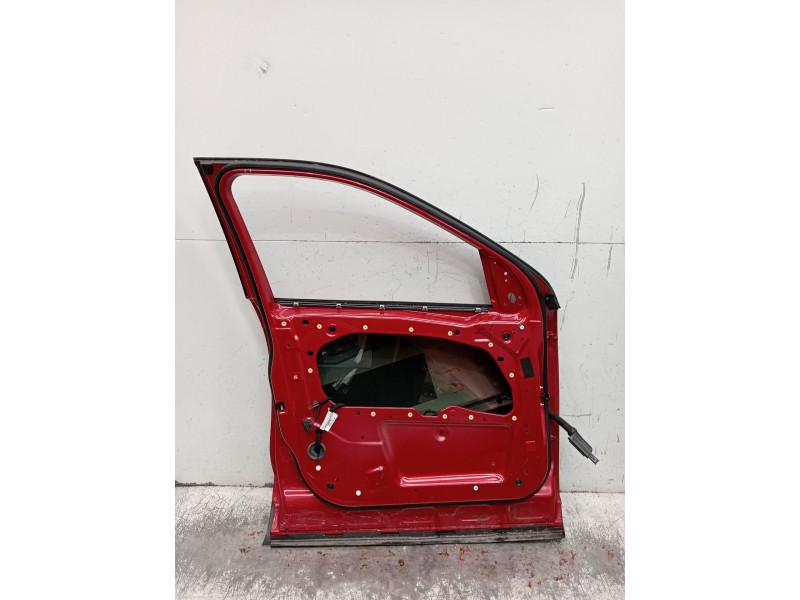Recambio de puerta delantera izquierda para land rover discovery sport (l550) 2.0 d 4x4 referencia OEM IAM  5P 2015