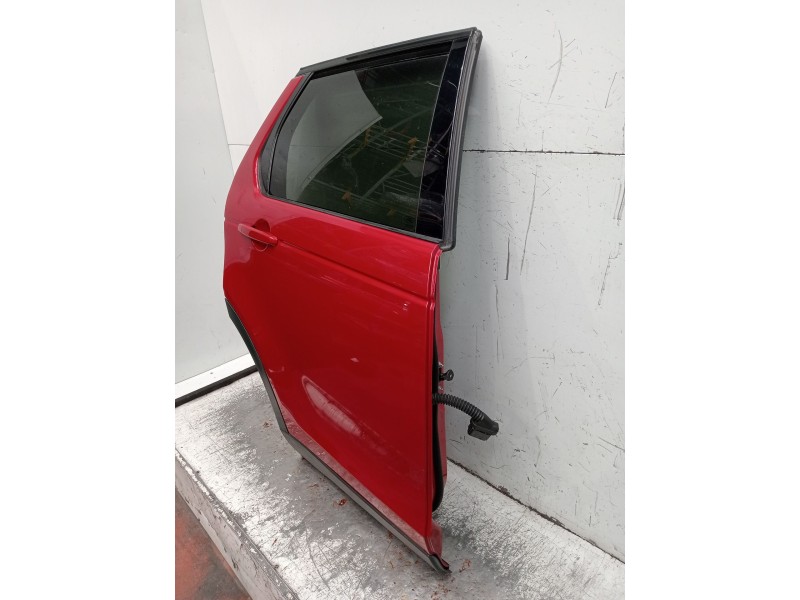 Recambio de puerta trasera derecha para land rover discovery sport (l550) 2.0 d 4x4 referencia OEM IAM  5P 2015