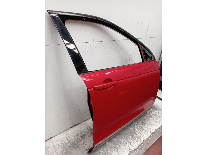 Recambio de puerta delantera derecha para land rover discovery sport (l550) 2.0 d 4x4 referencia OEM IAM  5P 2015