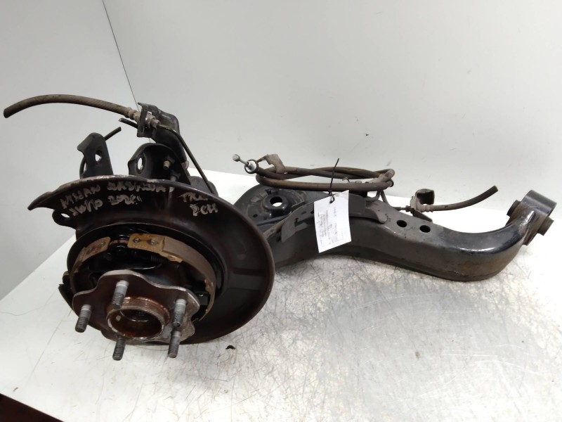 Recambio de mangueta trasera derecha para nissan qashqai (j10) tekna premium referencia OEM IAM   