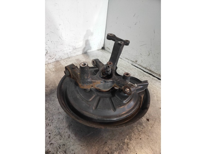 Recambio de mangueta trasera derecha para volkswagen jetta (1k2) advance referencia OEM IAM   