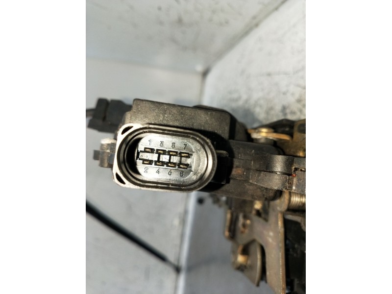 Recambio de motor cierre centralizado delantero derecho para volkswagen golf iv (1j1) 1.6 16v referencia OEM IAM  3P 1998