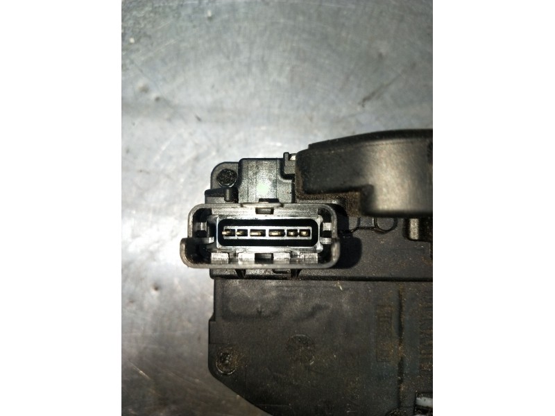 Recambio de motor cierre centralizado delantero izquierdo para nissan micra iii (k12) 1.5 dci referencia OEM IAM  5P 2005