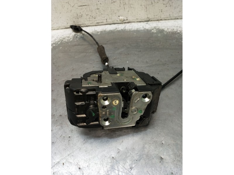 Recambio de motor cierre centralizado trasero derecho para nissan micra iii (k12) 1.5 dci referencia OEM IAM  5P 2005