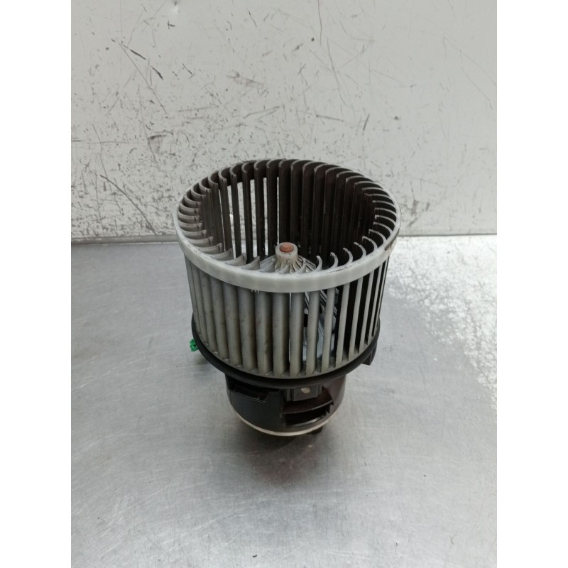 Recambio de motor calefaccion para peugeot 308 ii (lb_, lp_, lw_, lh_, l3_) 1.5 bluehdi 130 referencia OEM IAM DB27001  2015