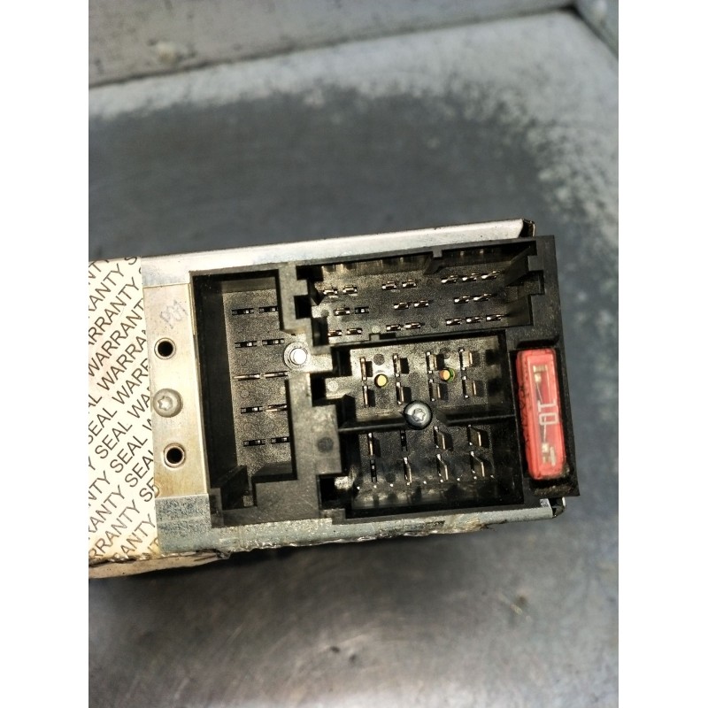 Recambio de sistema audio / radio cd para nissan micra iii (k12) 1.5 dci referencia OEM IAM 7647383318 BP738387806035 2005