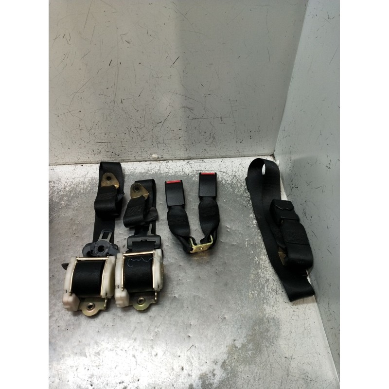 Recambio de juego cinturones trasero para opel corsa b (s93) 1.4 i (f08, f68, m68) referencia OEM IAM  5P 1997