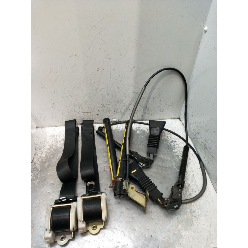 Recambio de juego cinturones delantero para opel corsa b (s93) 1.4 i (f08, f68, m68) referencia OEM IAM  5P 1997