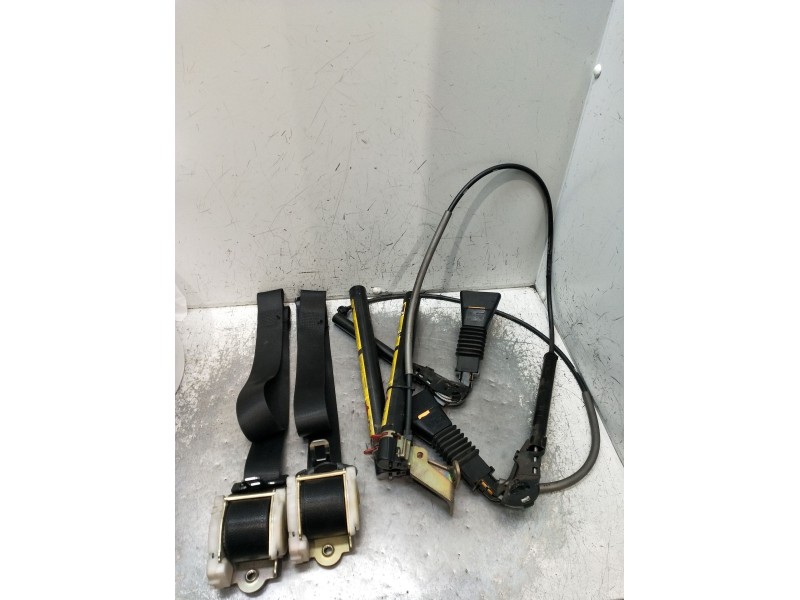 Recambio de juego cinturones delantero para opel corsa b (s93) 1.4 i (f08, f68, m68) referencia OEM IAM  5P 1997