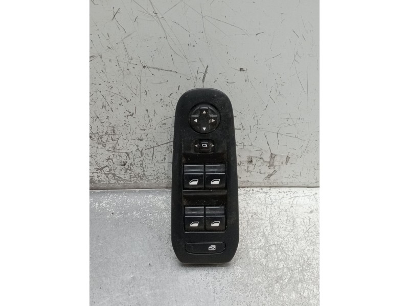 Recambio de mando elevalunas delantero izquierdo para peugeot 308 ii (lb_, lp_, lw_, lh_, l3_) 1.5 bluehdi 130 referencia OEM IA