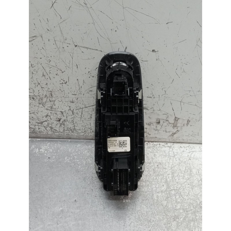 Recambio de mando elevalunas delantero izquierdo para peugeot 308 ii (lb_, lp_, lw_, lh_, l3_) 1.5 bluehdi 130 referencia OEM IA