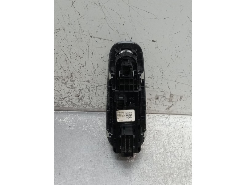 Recambio de mando elevalunas delantero izquierdo para peugeot 308 ii (lb_, lp_, lw_, lh_, l3_) 1.5 bluehdi 130 referencia OEM IA