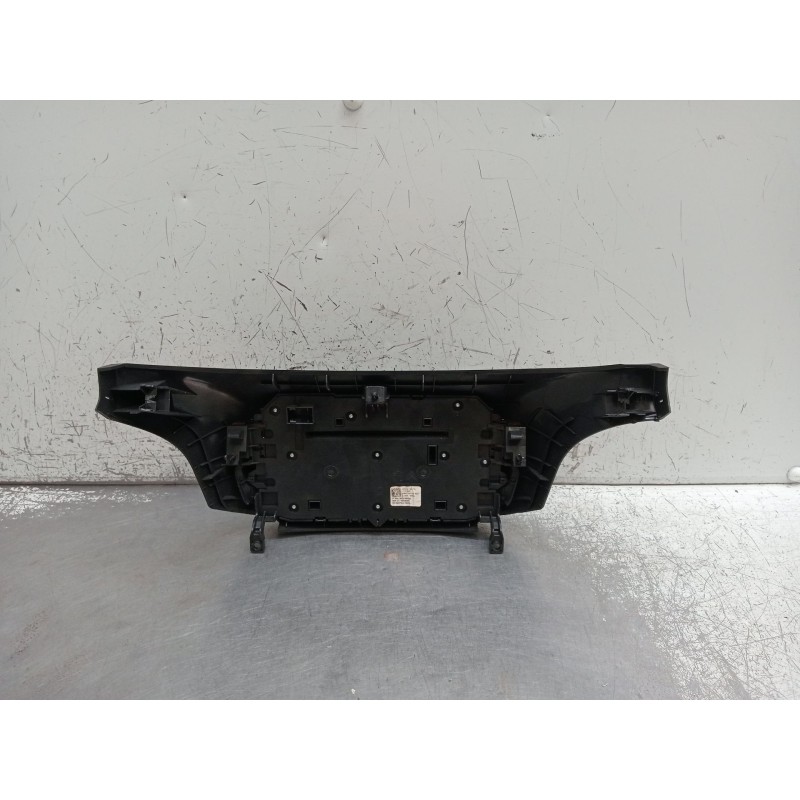 Recambio de mando multifuncion para peugeot 308 ii (lb_, lp_, lw_, lh_, l3_) 1.5 bluehdi 130 referencia OEM IAM 96777660ZD 10093