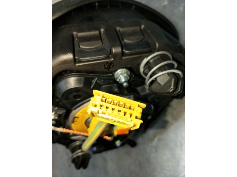 Recambio de airbag delantero izquierdo para mercedes-benz clase c (w205) c 250 (205.045) referencia OEM IAM   