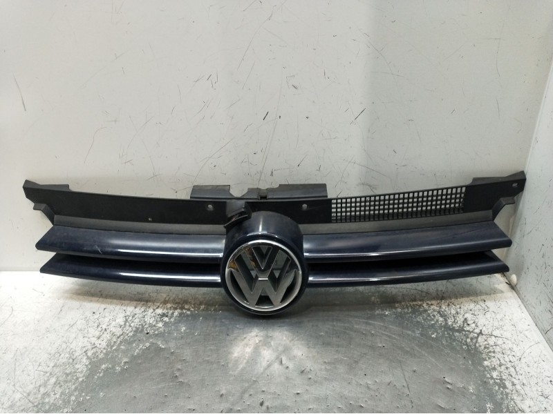 Recambio de rejilla delantera para volkswagen golf iv (1j1) 1.6 16v referencia OEM IAM   1998