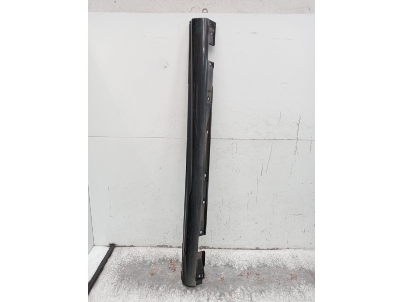 Recambio de faldon lateral para mercedes-benz clk (c209) clk 320 cdi (209.320) referencia OEM IAM  IZQUIERDA C209 2002