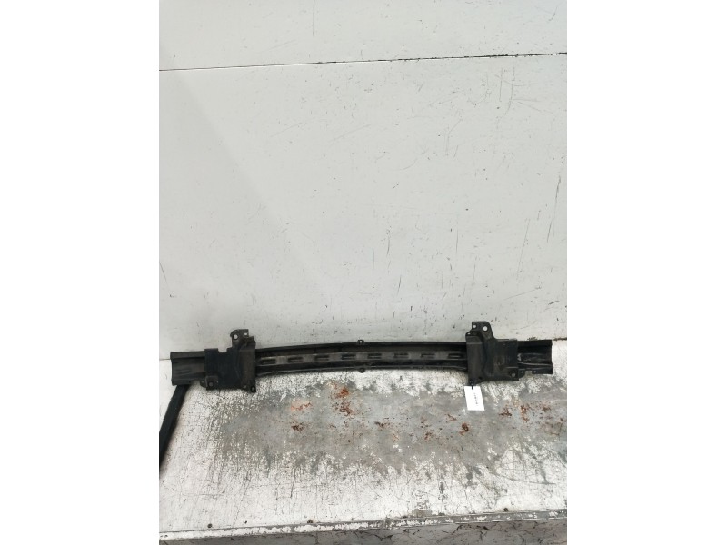 Recambio de refuerzo paragolpes delantero para volkswagen golf iv (1j1) 1.6 16v referencia OEM IAM   1998