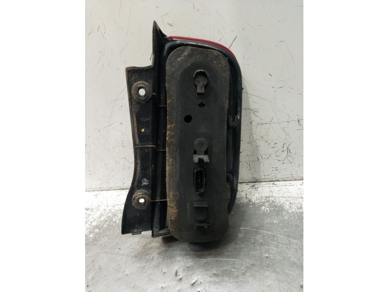 Recambio de piloto trasero izquierdo para nissan micra iii (k12) 1.5 dci referencia OEM IAM   2005