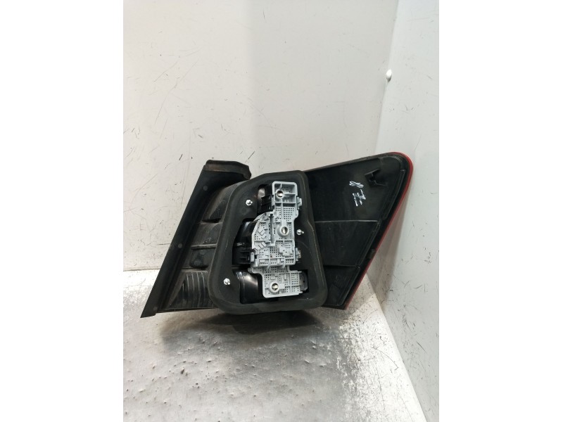 Recambio de piloto trasero izquierdo para mercedes-benz clase glk (w204) glk glk 320 cdi 4-matic (204.983) referencia OEM IAM   