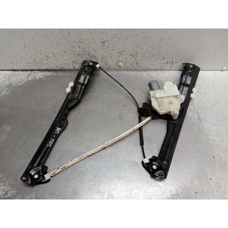 Recambio de elevalunas delantero derecho para peugeot 308 ii (lb_, lp_, lw_, lh_, l3_) 1.5 bluehdi 130 referencia OEM IAM 982571