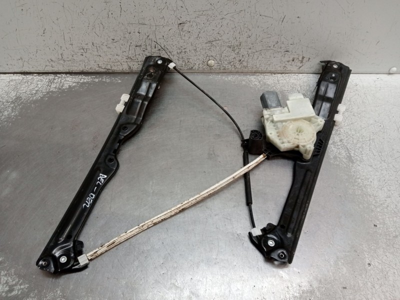 Recambio de elevalunas delantero derecho para peugeot 308 ii (lb_, lp_, lw_, lh_, l3_) 1.5 bluehdi 130 referencia OEM IAM 982571