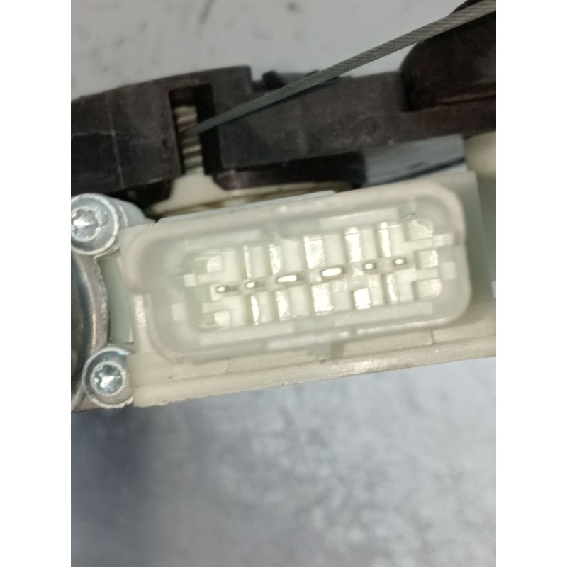 Recambio de elevalunas delantero derecho para peugeot 308 ii (lb_, lp_, lw_, lh_, l3_) 1.5 bluehdi 130 referencia OEM IAM 982571
