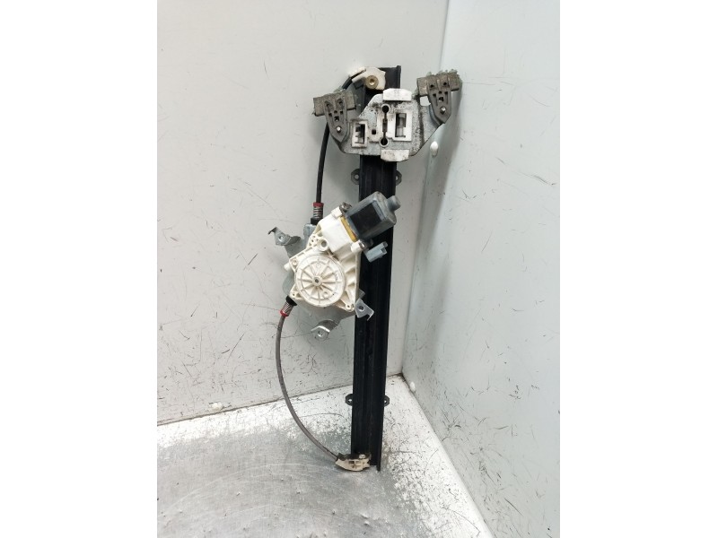 Recambio de elevalunas delantero izquierdo para nissan micra iii (k12) 1.5 dci referencia OEM IAM  5P 2005
