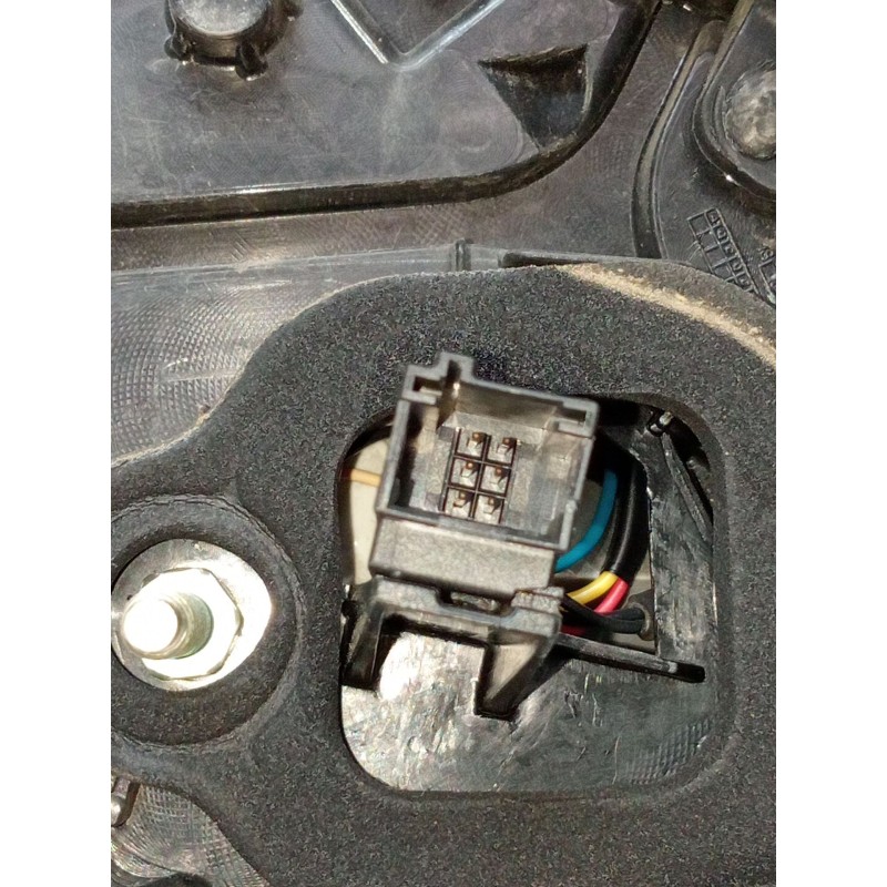 Recambio de piloto trasero derecho para peugeot 308 ii (lb_, lp_, lw_, lh_, l3_) 1.5 bluehdi 130 referencia OEM IAM 9823728580 8