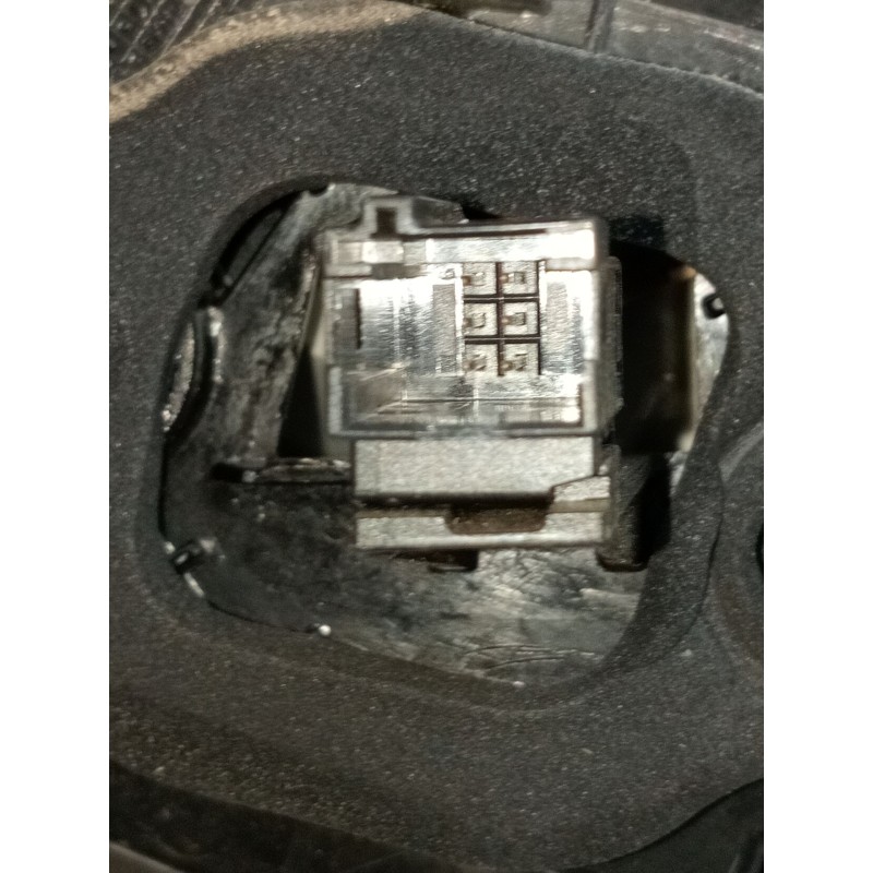 Recambio de piloto trasero izquierdo para peugeot 308 ii (lb_, lp_, lw_, lh_, l3_) 1.5 bluehdi 130 referencia OEM IAM 9823728680