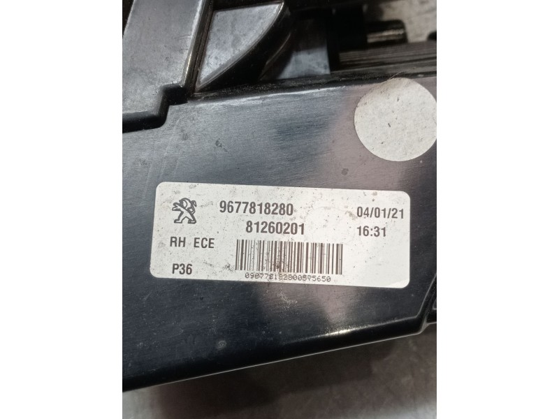 Recambio de piloto trasero derecho interior para peugeot 308 ii (lb_, lp_, lw_, lh_, l3_) 1.5 bluehdi 130 referencia OEM IAM 967