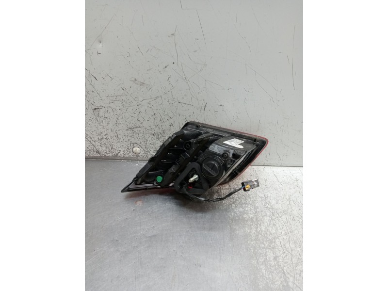 Recambio de piloto trasero izquierdo interior para peugeot 308 ii (lb_, lp_, lw_, lh_, l3_) 1.5 bluehdi 130 referencia OEM IAM 9