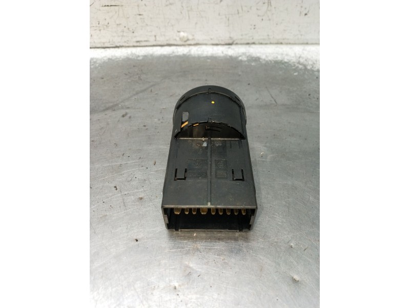 Recambio de mando luces para volkswagen golf iv (1j1) 1.6 16v referencia OEM IAM TC41C0941531 VER FOTOS 1998