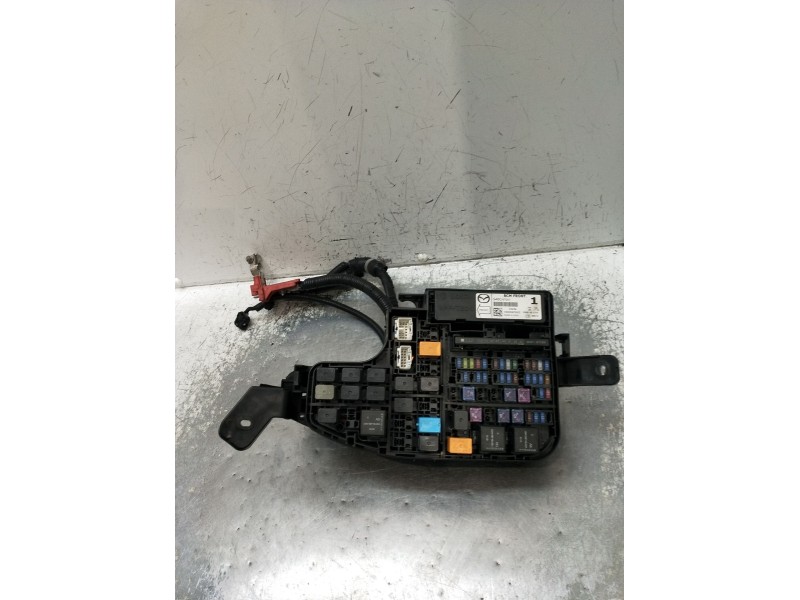 Recambio de caja reles / fusibles para mazda 3 lim. () center-line referencia OEM IAM 030000678202 G46C675X0 2014