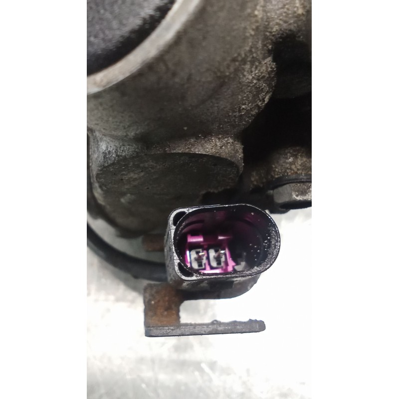 Recambio de compresor aire acondicionado para volkswagen polo v (6r1, 6c1) 1.4 (6r1) referencia OEM IAM 6Q0820808F 4471502220 09