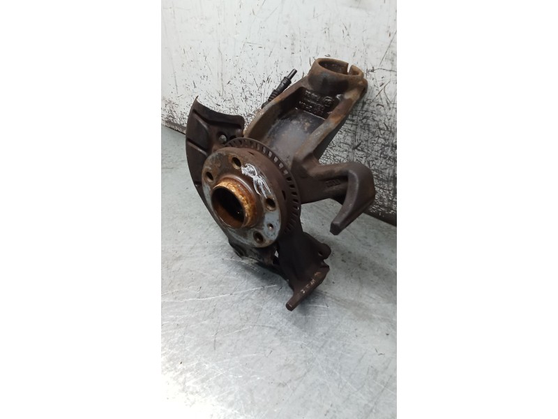 Recambio de mangueta delantera derecha para audi a3 (8l1) 1.6 referencia OEM IAM   00