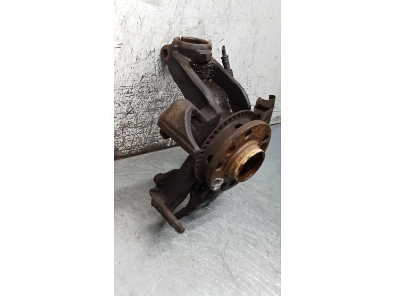 Recambio de mangueta delantera izquierda para audi a3 (8l1) 1.6 referencia OEM IAM   00