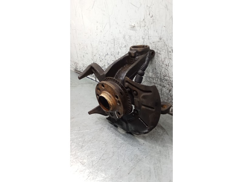 Recambio de mangueta delantera izquierda para audi a3 (8l1) 1.6 referencia OEM IAM   00