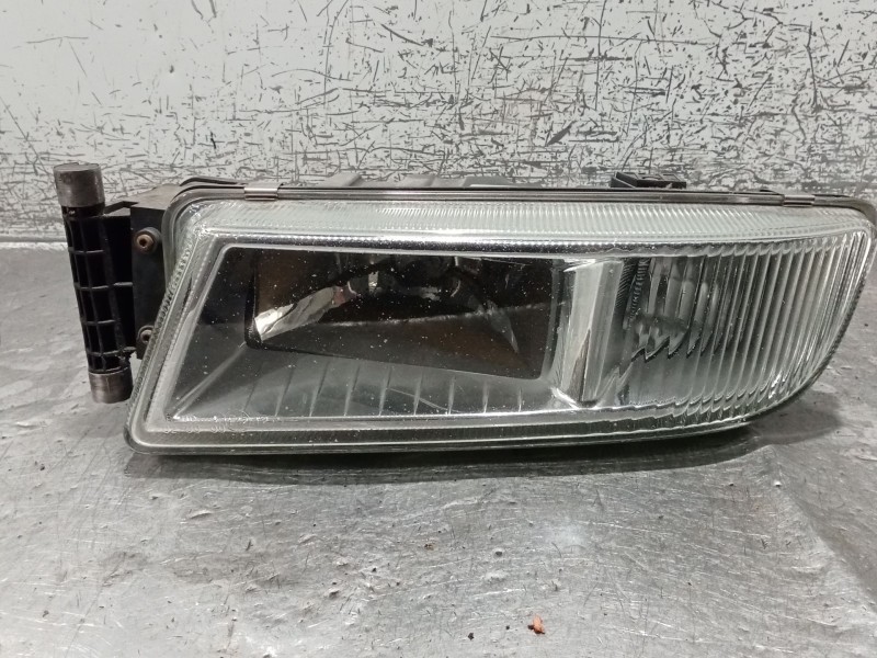 Recambio de piloto delantero izquierdo para man tgx 18.480 referencia OEM IAM   