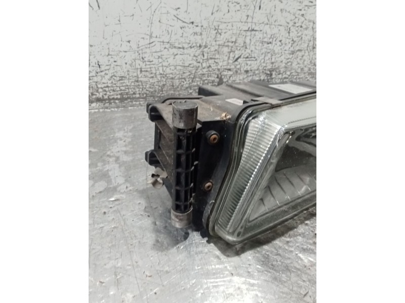 Recambio de piloto delantero izquierdo para man tgx 18.480 referencia OEM IAM   