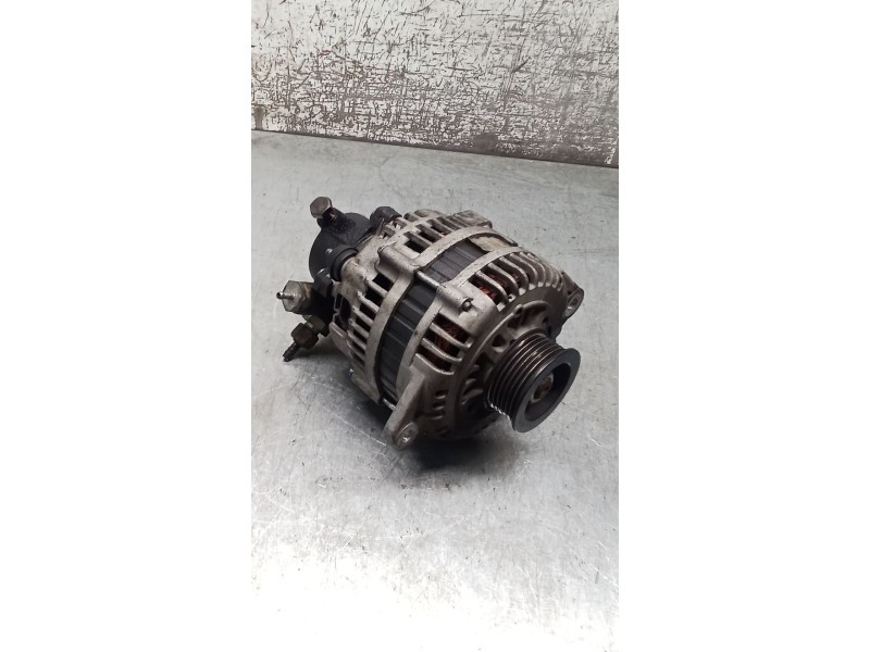 Recambio de alternador para opel corsa c (x01) 1.7 di (f08, f68) referencia OEM IAM F867792 INCORPORA DEPRESOR 01 100A