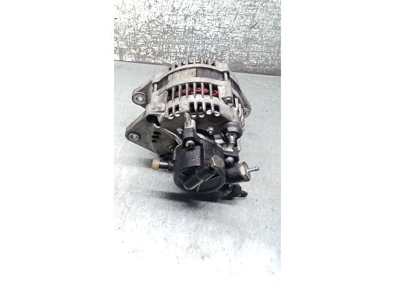 Recambio de alternador para opel corsa c (x01) 1.7 di (f08, f68) referencia OEM IAM F867792 INCORPORA DEPRESOR 01 100A