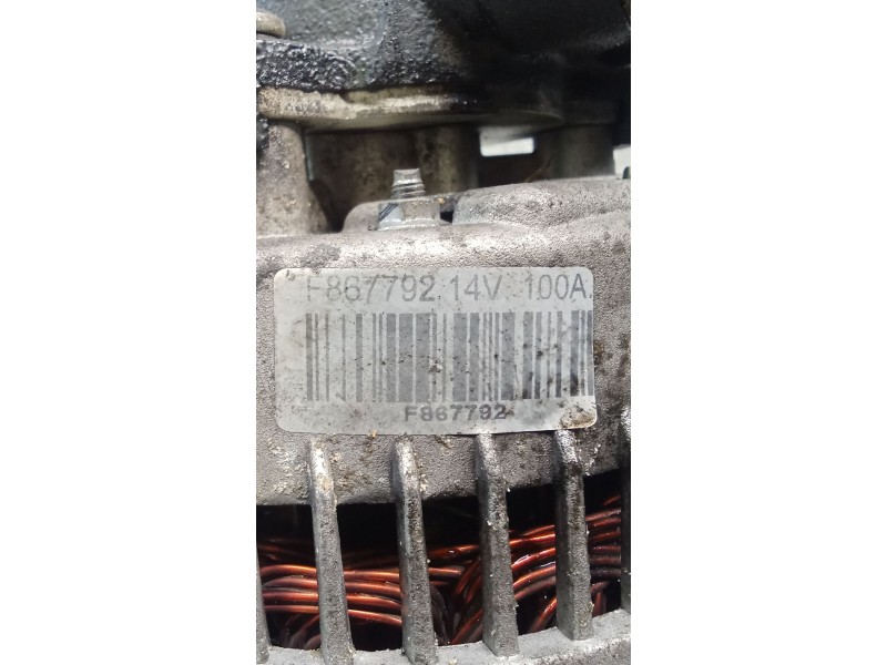 Recambio de alternador para opel corsa c (x01) 1.7 di (f08, f68) referencia OEM IAM F867792 INCORPORA DEPRESOR 01 100A