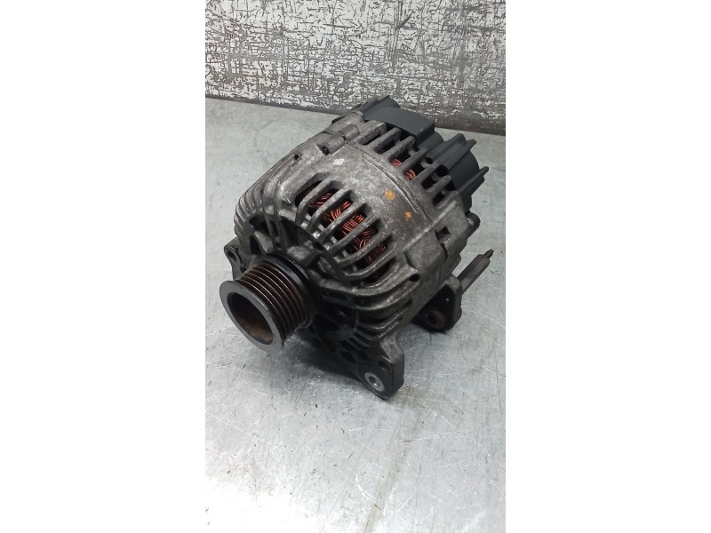 Recambio de alternador para volkswagen polo v (6r1, 6c1) 1.4 (6r1) referencia OEM IAM 036903024GH 110A 09