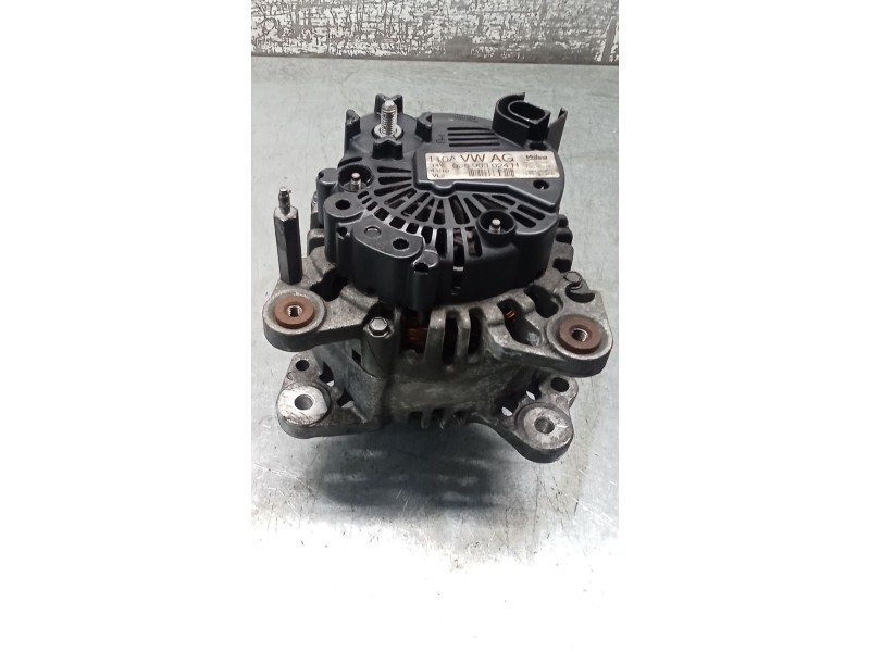 Recambio de alternador para volkswagen polo v (6r1, 6c1) 1.4 (6r1) referencia OEM IAM 036903024GH 110A 09