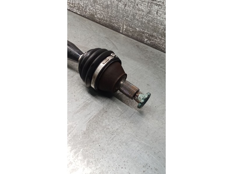 Recambio de transmision delantera derecha para volkswagen polo v (6r1, 6c1) 1.4 (6r1) referencia OEM IAM 6R0407762  09