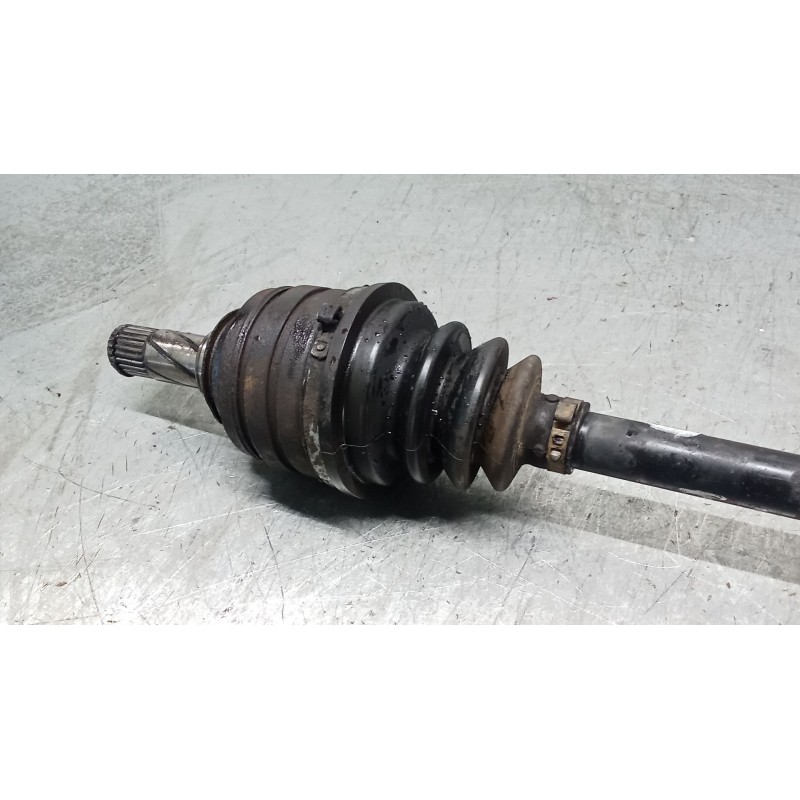 Recambio de transmision delantera izquierda para opel corsa c (x01) 1.7 di (f08, f68) referencia OEM IAM   01