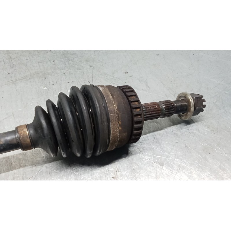 Recambio de transmision delantera izquierda para opel corsa c (x01) 1.7 di (f08, f68) referencia OEM IAM   01