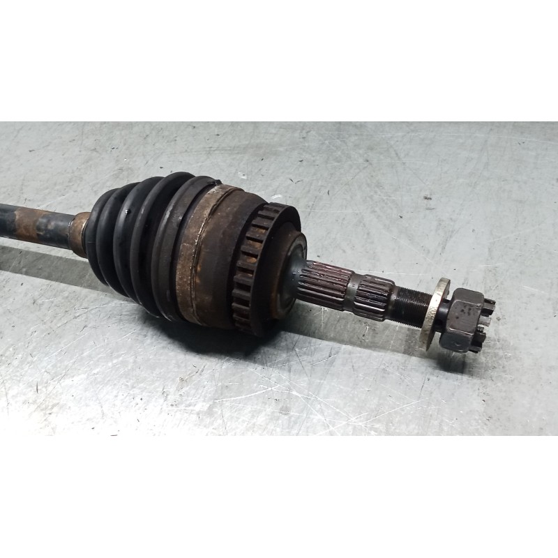Recambio de transmision delantera izquierda para opel corsa c (x01) 1.7 di (f08, f68) referencia OEM IAM   01