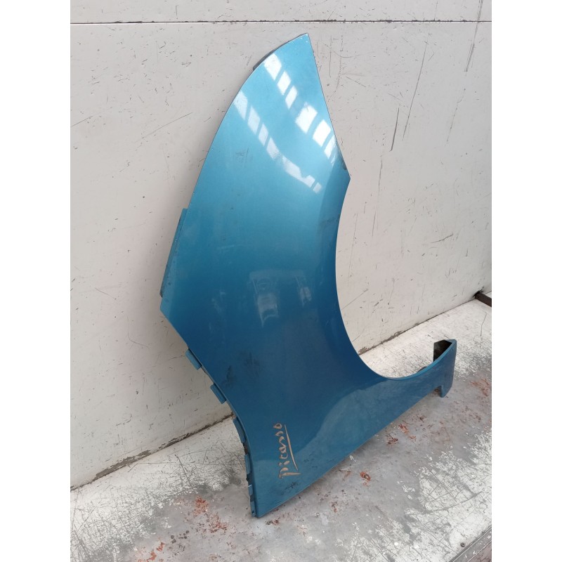 Recambio de aleta delantera derecha para citroën c4 picasso i monospace (ud_) 2.0 i 16v referencia OEM IAM   