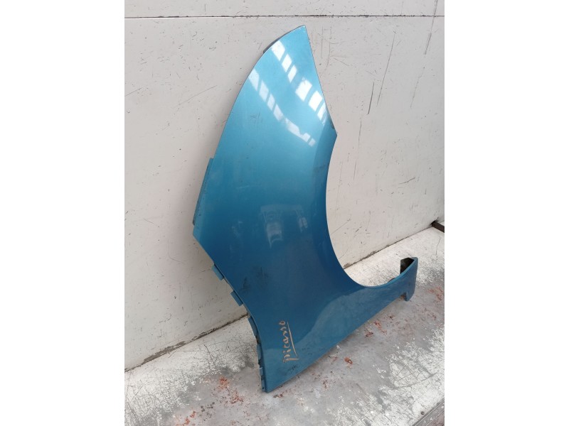 Recambio de aleta delantera derecha para citroën c4 picasso i monospace (ud_) 2.0 i 16v referencia OEM IAM   